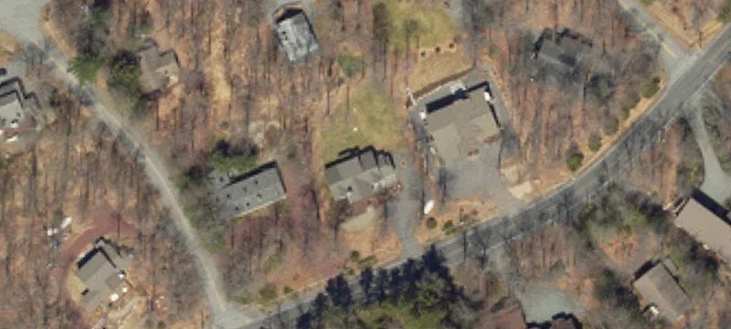 Mixed-Use Property with Three Structures