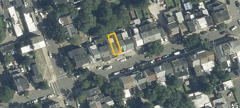Renovated Duplex with Separate Utilities