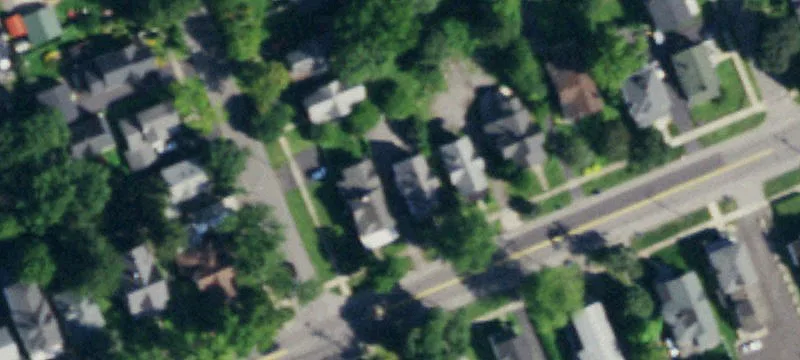 Duplex with Separate Utilities
