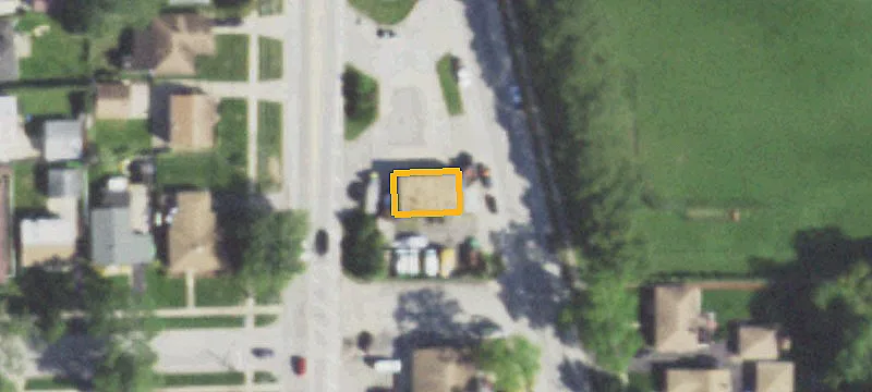 Auto Repair Shop with Land