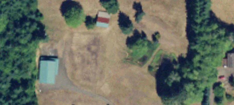 Duplex With Large Shop