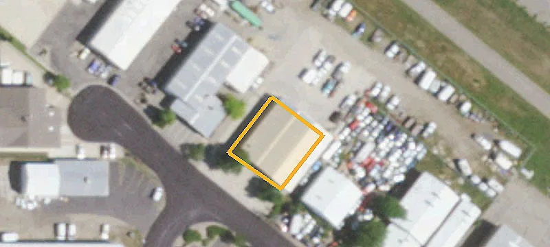 Flex Space With Fenced Yard