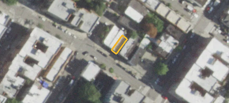 30-Unit Walk-Up Apartment Building
