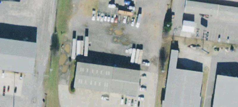 Flex Building with Dock Access