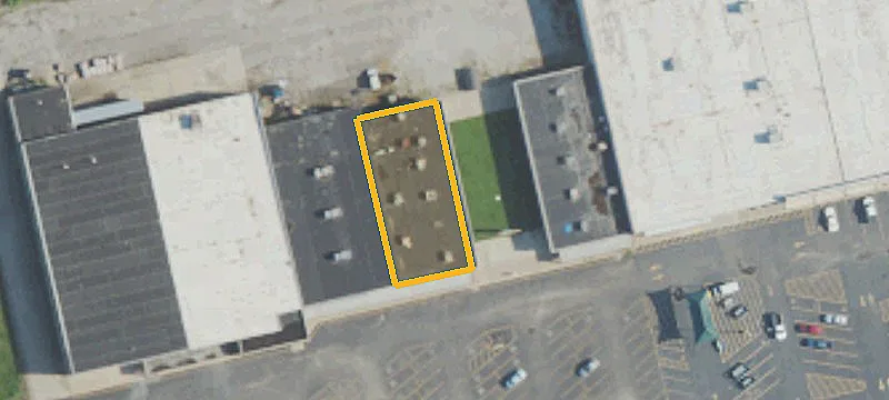 Retail Space in Shopping Center