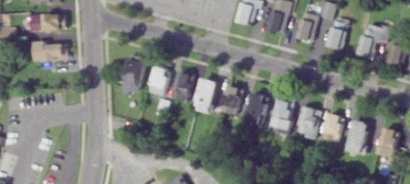Duplex With Dedicated Laundry
