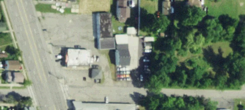 Auto Shop with Five Bays