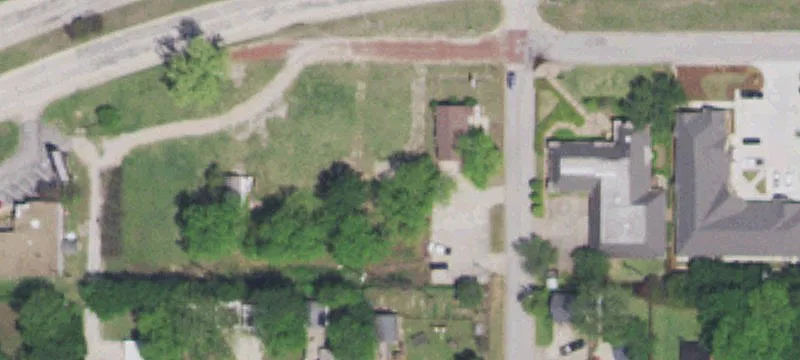 Commercial Land With Office Building