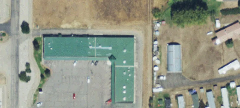 Multi-Tenant Shopping Center
