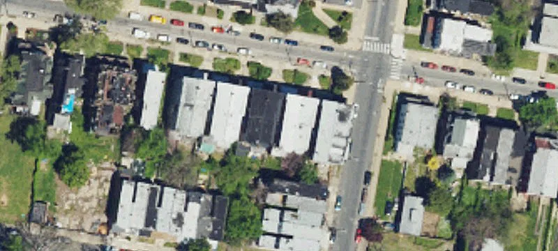 6-Unit Apartment Building