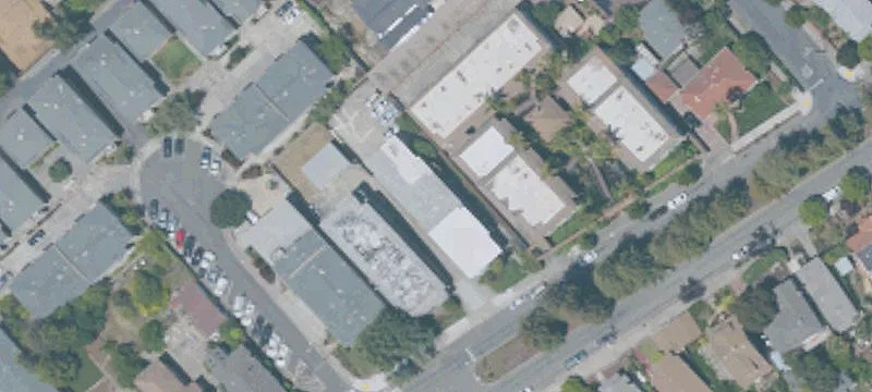 6-Unit Apartment Building