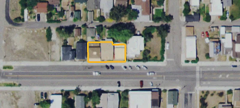 Two-Unit Duplex with Shared Yard