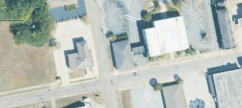 Two-Entrance Flex Building