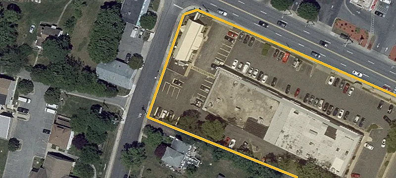 Commercial Kitchen with Parking