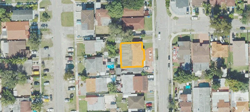 Duplex Near Major Corridors