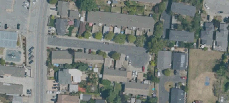 15-Unit Townhome-Style Apartment Building