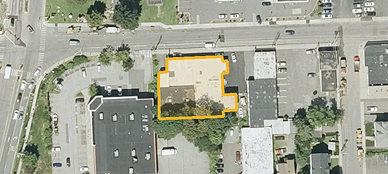 Street-Facing Flex Space