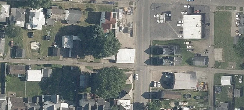 Mixed-Use Property with Two Bays