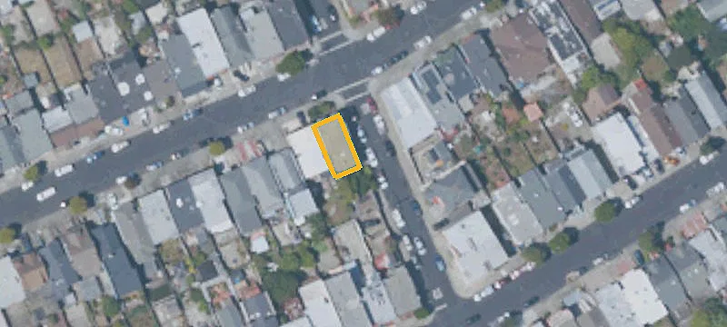 Renovated Duplex With Garage