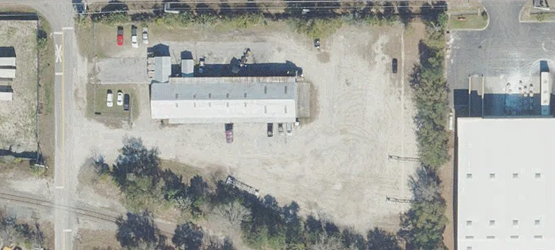 Cross-Dock Truck Terminal
