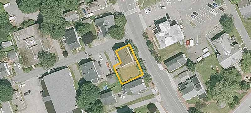 Four-Unit Building with Parking