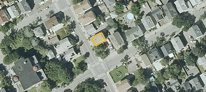 Tenant-Occupied Triplex with Parking