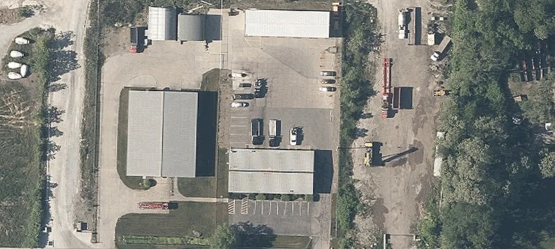 Commercial Warehouse with Central Air