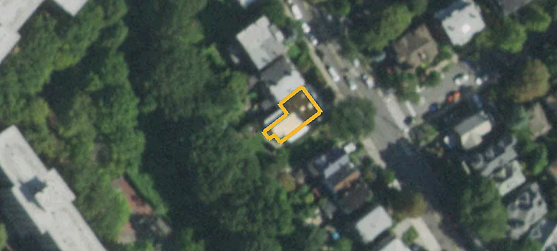 Victorian Duplex With Parking