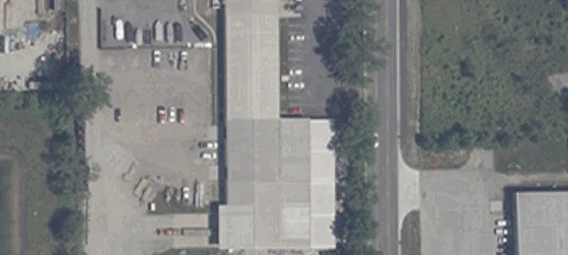 Industrial Flex Space with Overhead Doors