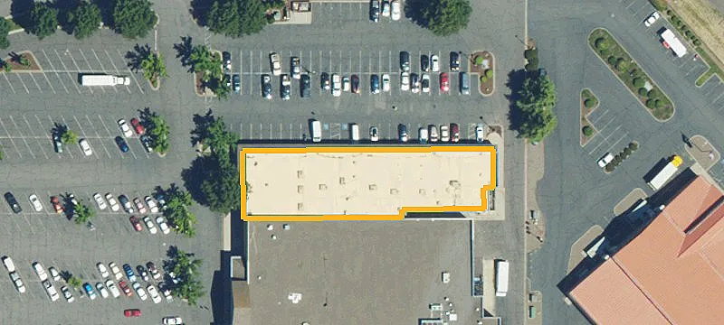 End-Corner Shopping Center Space