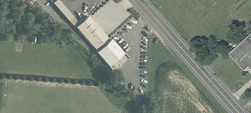 Automotive Property with Four Service Bays