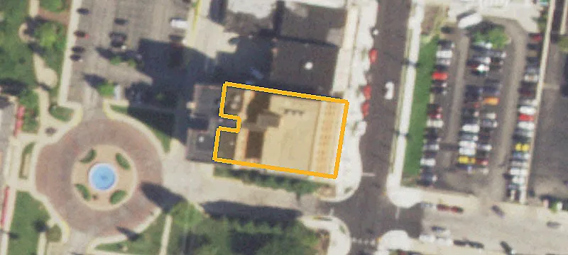 Office Unit with Retail Flexibility