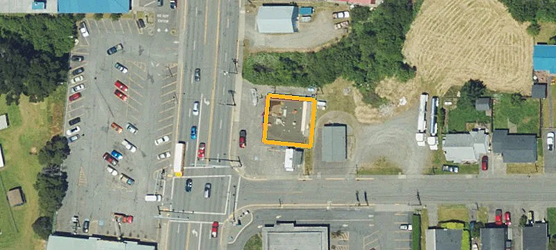 Storefront Property with Highway Frontage