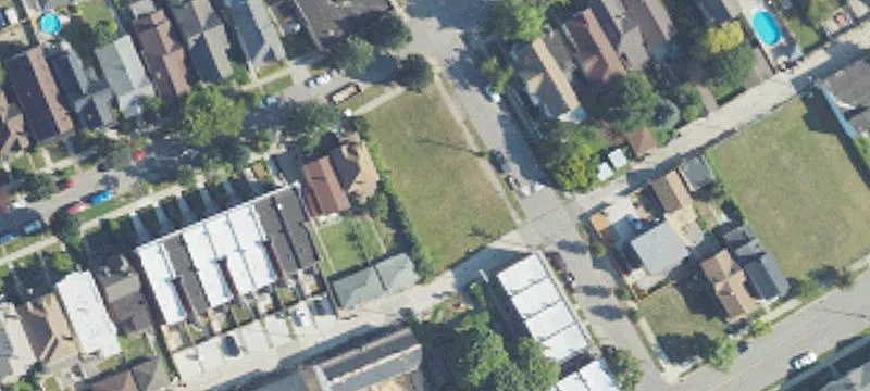 Commercial Lots & Land