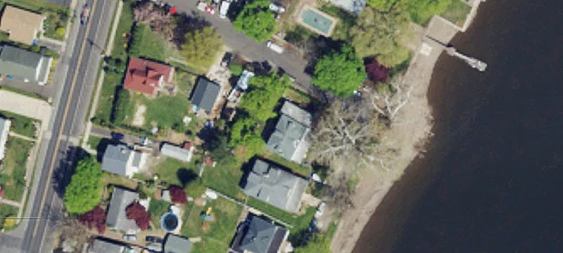 6-Unit Riverfront Apartment Building