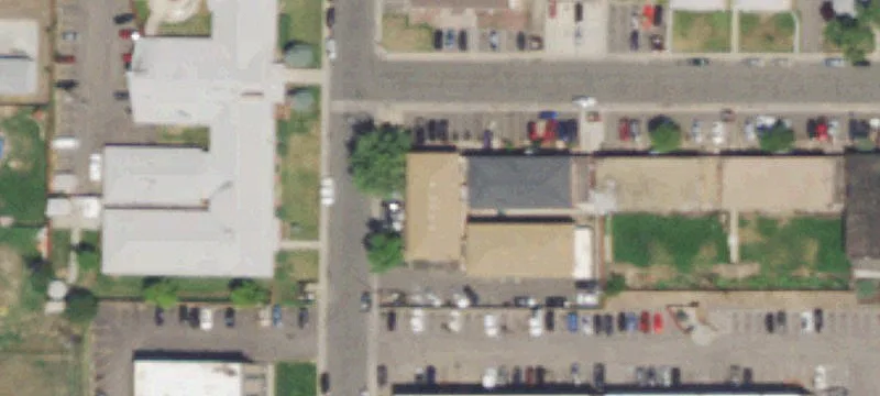 12-Unit Apartment Buildings
