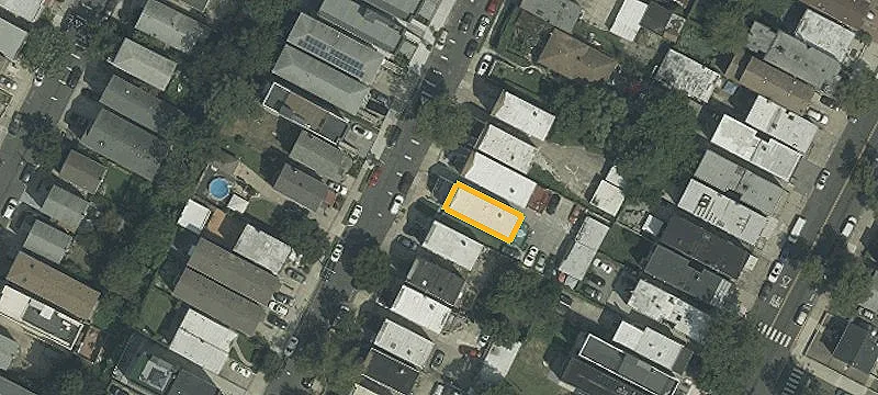 Duplex With Detached Garage