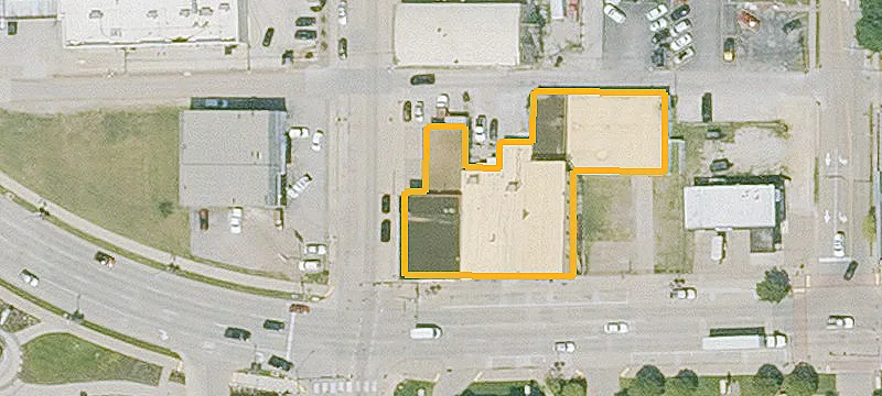 Single-Level Downtown Bar Property
