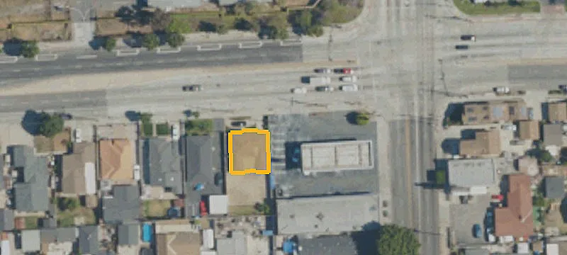 Residential Income Property with Retreat