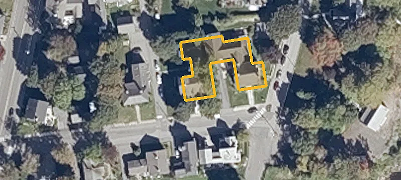 8-Unit Apartment Building with Parking