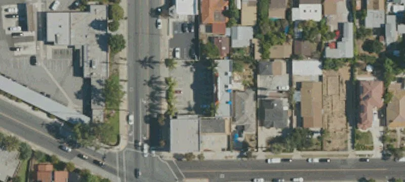 Remodeled Office Unit with Parking