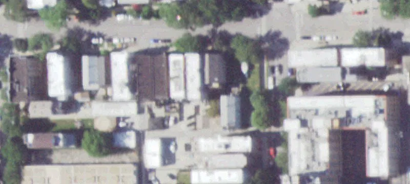 6-Unit Apartment Building