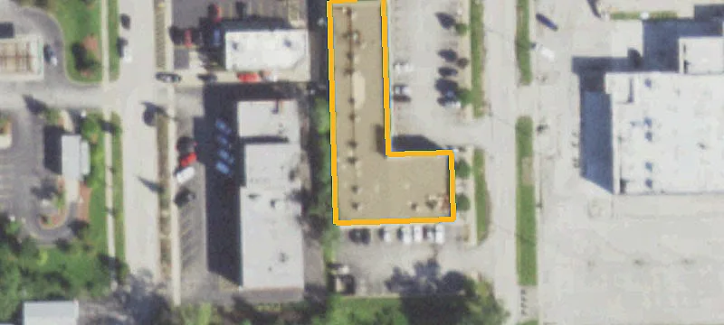 Retail Space Near Expressway Access