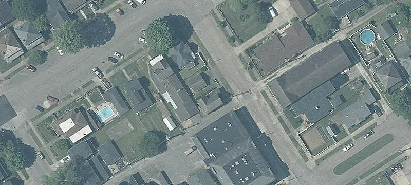 14-Unit Apartment Building