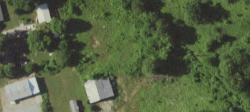 Multi-Building Auto Shop Property