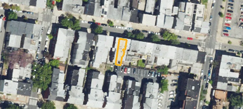 Updated Triplex With Flex Spaces