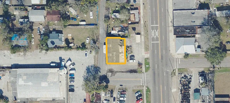 Storefront Building with Rental Income