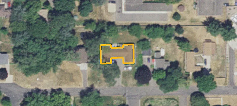 Duplex with Large Deck