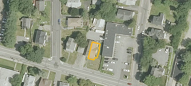 Duplex with Steel Garage