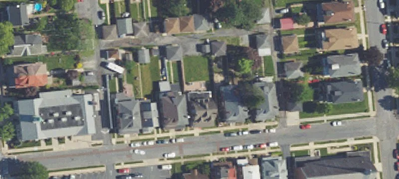 Duplex With Separate Utilities
